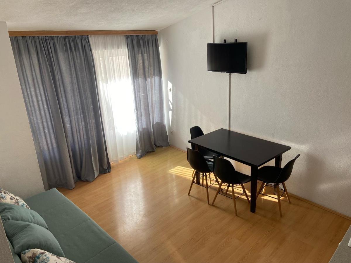 Apartman Polegubic Biograd na Moru Kültér fotó