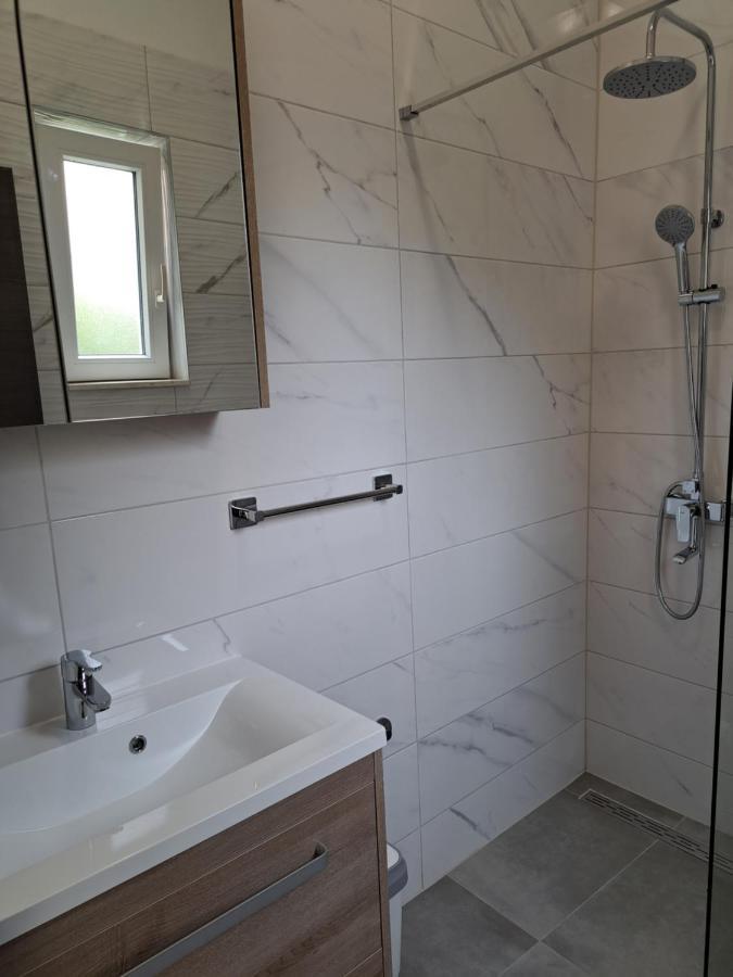 Apartman Polegubic Biograd na Moru Kültér fotó